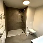 Petit Nid Au Centre Avec Garage Privé *