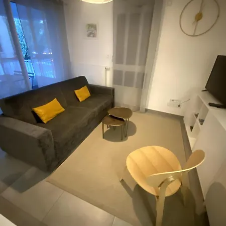 Petit Nid Au Centre Avec Garage Privé Appartamento *