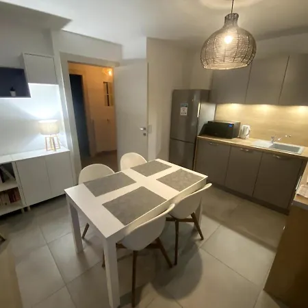 Petit Nid Au Centre Avec Garage Privé